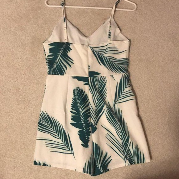 Romper (NWOT) - Picture 2 of 2